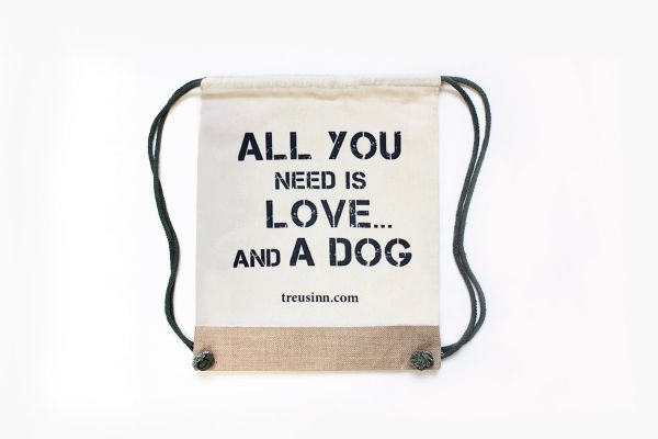 Treusinn Turnbeutel CANVAS All you need is LOVE... and a DOG